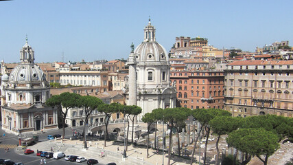 Fototapeta na wymiar Vistas de Roma desde las alturas.