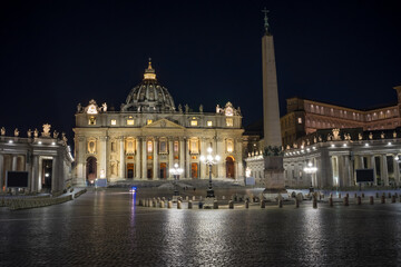 Fototapeta na wymiar Petersdom, Vatika - Rom, Italien