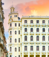 Fototapeta na wymiar Colonial Buildings in Plaza Vieja in Old Havana, Cuba