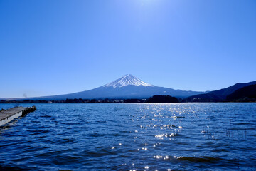 Fototapeta premium 【山梨】河口湖から見る富士山（冬）