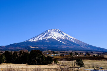 【山梨】富士ヶ嶺から見る富士山（冬）