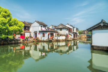 Fototapeta na wymiar Old houses in Suzhou ancient town