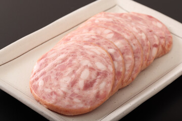 粗挽きソーセージステーキ