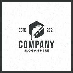 chameleon logo, camouflage, creeping, trademark, with hexagon concept © dhulpikir