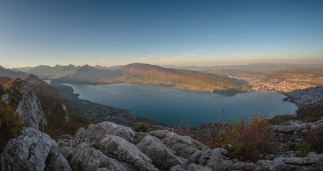 Lac d'Annecy vu du mont Veyrier