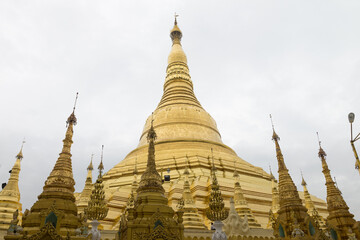 Fototapeta premium The Shwedagon pagoda the most famous landmark of Myanmar. 