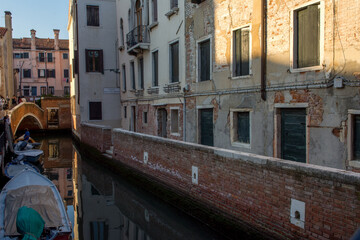 discovery of the city of Venice and its small canals and romantic alleys