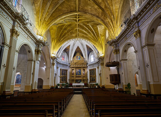 Fototapeta na wymiar Interior of the church of Santa María, Ontinyent, Spain