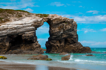 Fototapeta na wymiar arch rocks on the beach