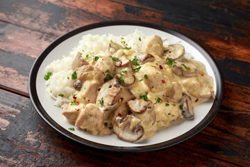 Creamy Chicken and mushroom with white rice