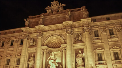 Obraz premium Famous Trevi fountain in Rome named Fontana di Trevi at night