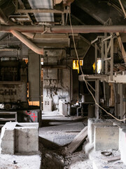 Altes marodes Schotterwerk in der Schweiz