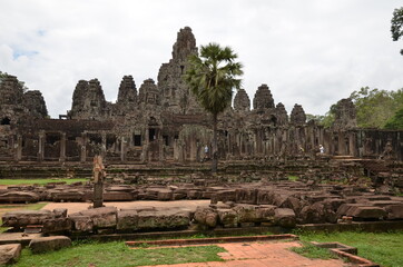 SITE D'ANGKOR THOM 12 éme SIÈCLE