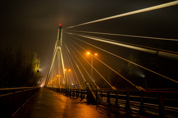 Obraz premium bridge Świętokrzyski in Warsaw at night