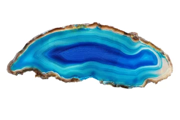 Crédence de cuisine en verre imprimé Cristaux Incroyable coupe transversale de cristal d& 39 agate bleue isolée sur fond blanc. Surface en cristal d& 39 agate translucide naturelle, structure abstraite bleue tranche de pierre minérale gros plan macro
