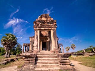 Fototapeta na wymiar View of Angkor Wat at sunrise, Archaeological Park in Siem Reap, Cambodia.