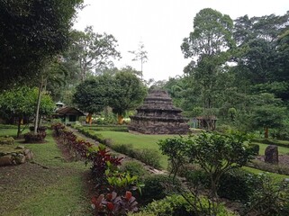 Stupa Sumberawan From Afar