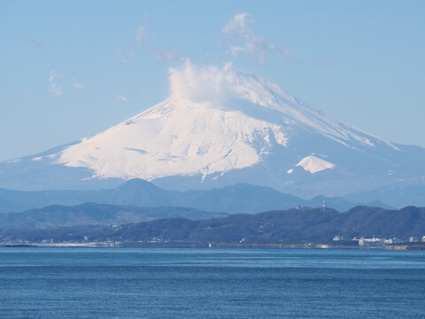 悠然として