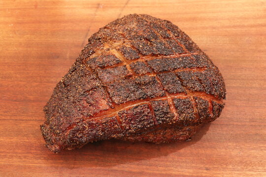 Carne pica&ntilde;a cocinada en horno de lento cocimiento gourmet