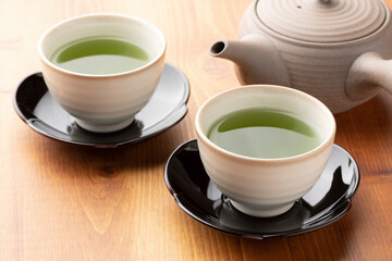 温かい緑茶