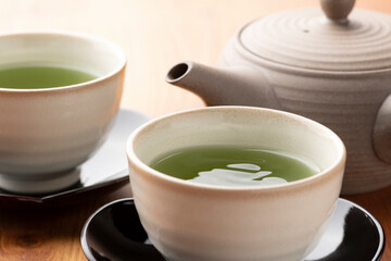 温かい緑茶