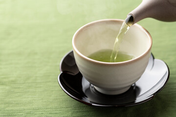日本茶を淹れる