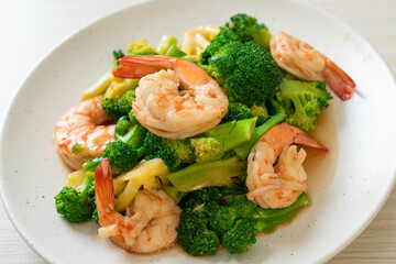 stir-fried broccoli with shrimps