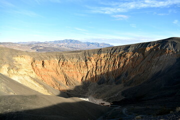 Fototapeta na wymiar Ubhebe Crater in the Death Valley National Park in December