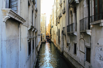 Fototapeta na wymiar Venice canal view with palaces and water