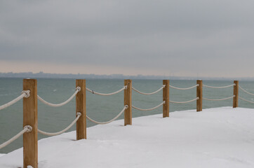 Naklejka premium Marine rope. Sea knot on a rope. Rope. Barrage.