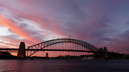 Fototapeta na wymiar harbour bridge sunset
