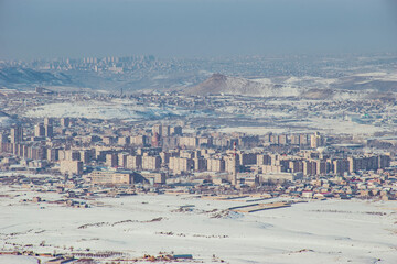 Obraz premium view of the city from mountains
