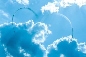 Airplane made the outline of the heart