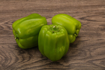 Green sweet bell pepper heap