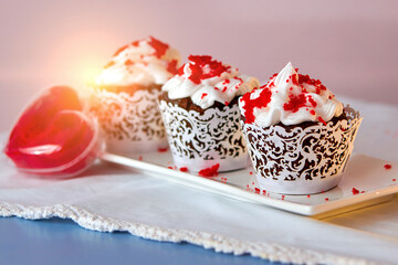 beautiful cupcakes for Valentine's Day. Breakfast lovers.