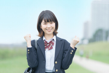 応援する女子高生