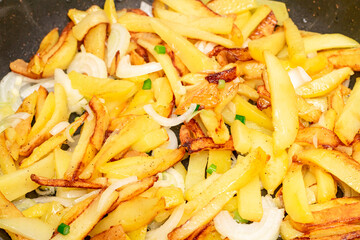 Homemade fried potatoes