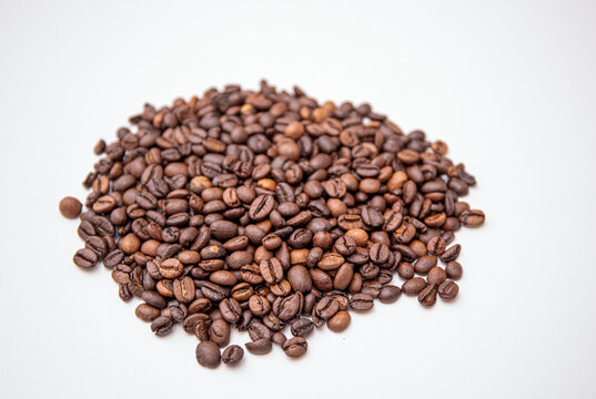 coffee beans isolated