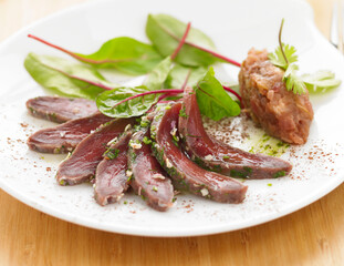 filet de carnard salade