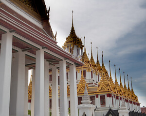 
Thailand, Bangkok is a very beautiful and big city.