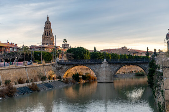 Puente de los Peligros and Murcia cathedral from Rio Segura