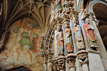Pórtico del Paraíso en la Catedral de Ourense, Galicia, España