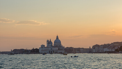 Fototapeta premium discovery of the city of Venice and its small canals and romantic alleys