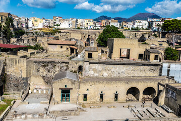 Fototapeta premium Ruins of the ancient archaeological site in Herculaneum, Italy
