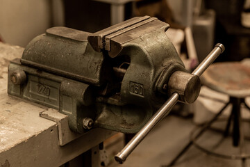 An old vice in a home workshop