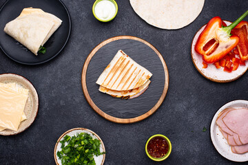 Process of prepare Mexican quesadilla.