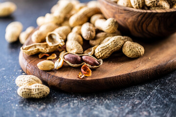 Roasted peanuts. Tasty groundnuts.