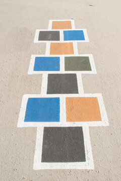 Hop Scotch Colorful Ten Square