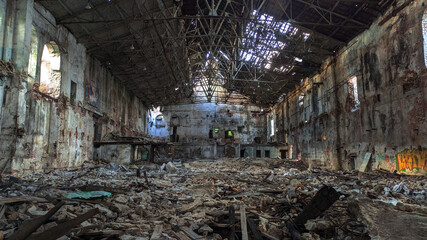 Obraz na płótnie Canvas old abandoned factory
