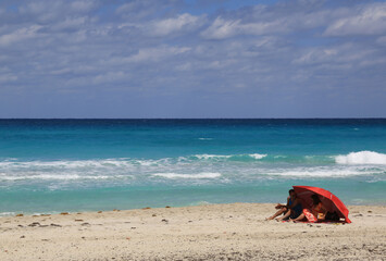 Obraz premium Paar am Strand